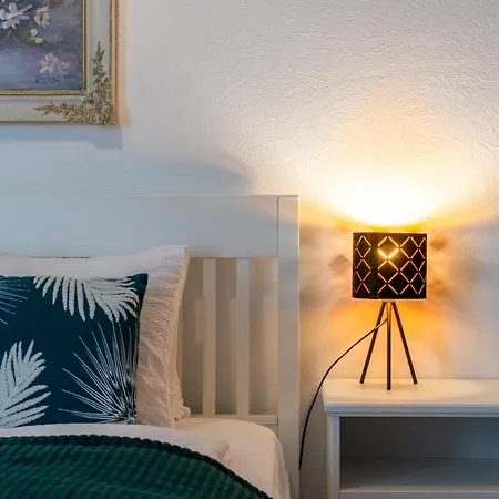 Romantic Secret Garden 公寓 布达佩斯